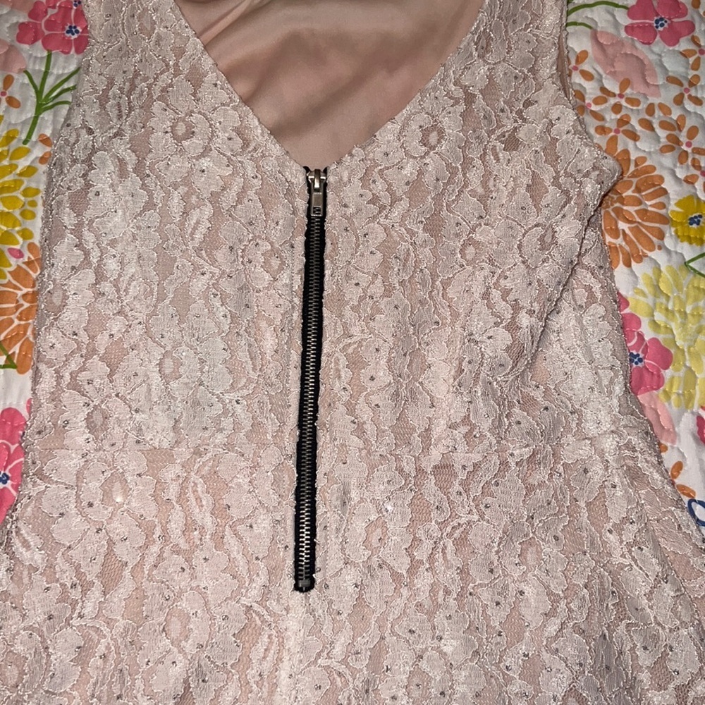 LIGHT PINK SKATER SPARKLE SIZE 5 DRESS - Picture 3 of 5